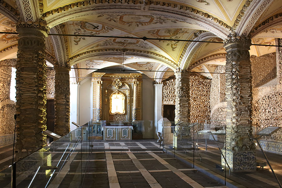 エボラ | photo by p.s.m. adventure